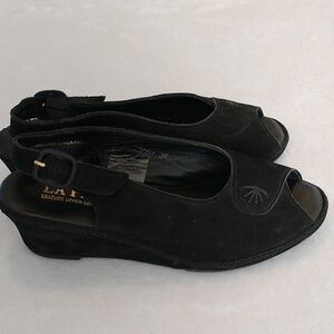 LA PLUME black Suede Slingback Wedge Heel Shoes Open Toe Womens Size 37 / 6